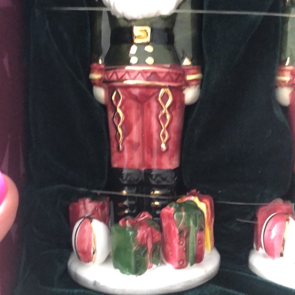 CLASSIC TRADITIONS • 2 CERAMIC TAPER CANDLE HOLDERS • 24K GOLD ACCENTS • NWT - Picture 6 of 8